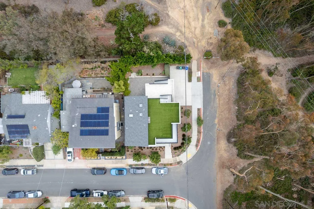 9455 Poole Street La Jolla, CA 92037 - Photo 39 of 49