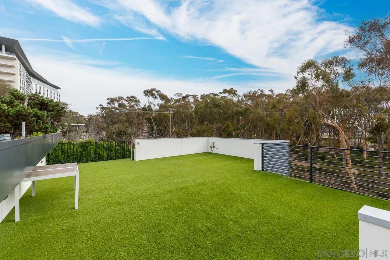 9455 Poole Street La Jolla, CA 92037 - Photo 48 of 49