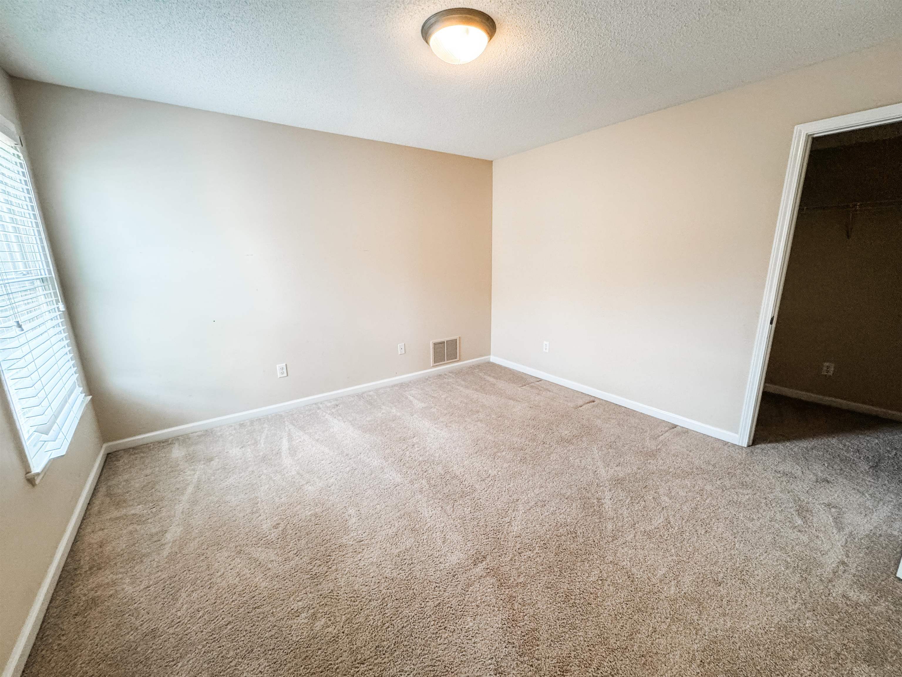10521 Red Stone Drive Collierville, TN 38017 - Photo 11 of 15 an empty room with an entryway