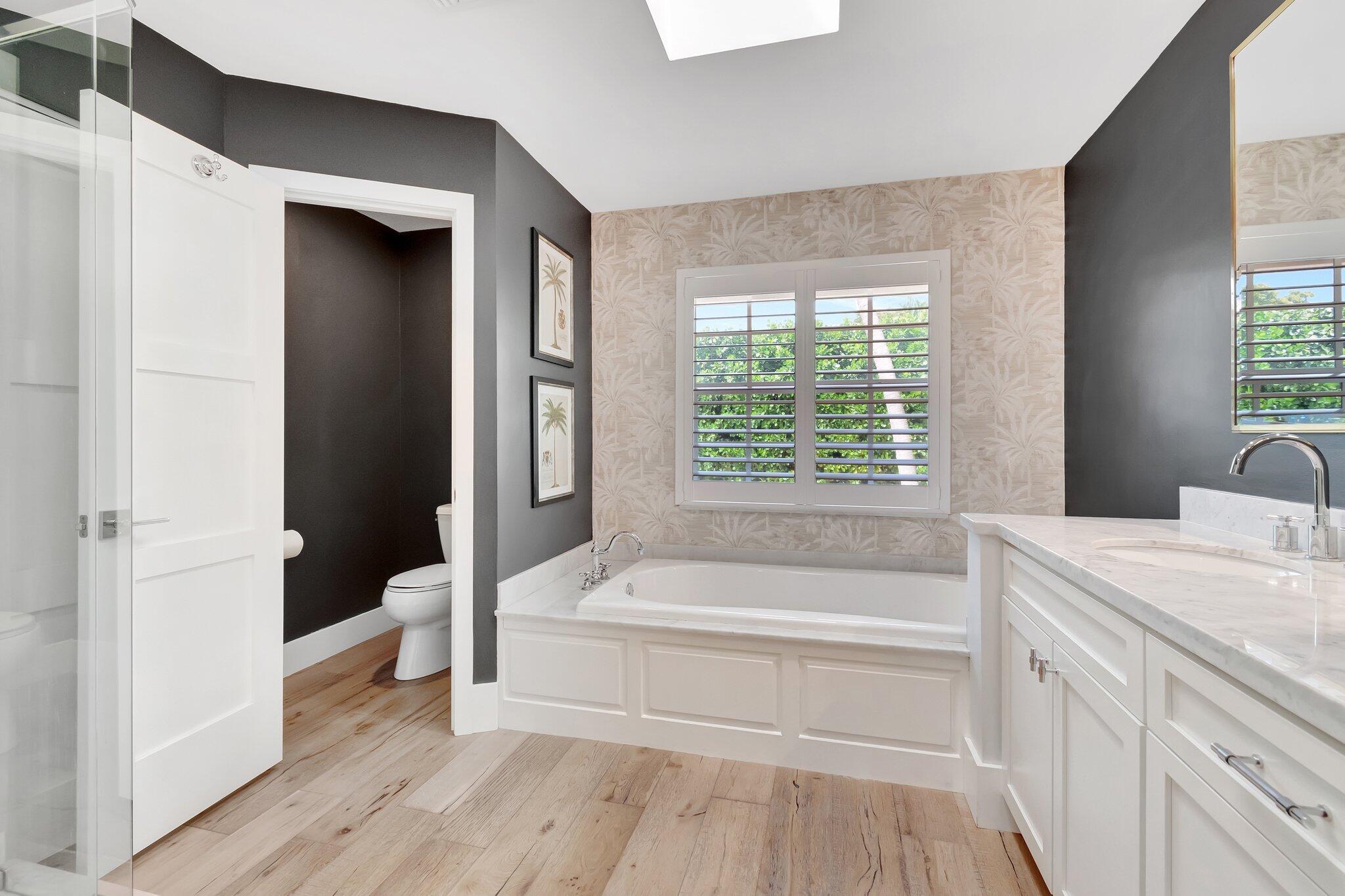 2921 Northwest 25th Way Boca Raton, FL 33434 - Photo 10 of 28 Primary Bathroom