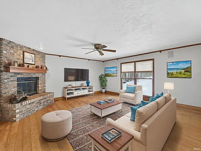 $484,900 | 59180 Deer Run Court, South Bend, IN 46614