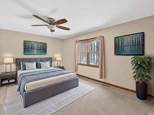 $484,900 | 59180 Deer Run Court, South Bend, IN 46614