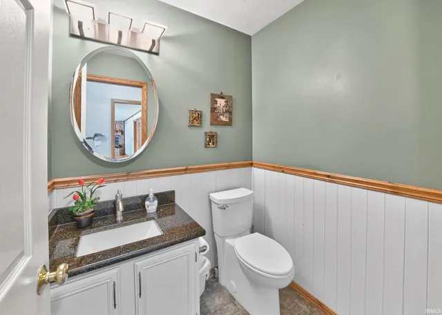 $484,900 | 59180 Deer Run Court, South Bend, IN 46614