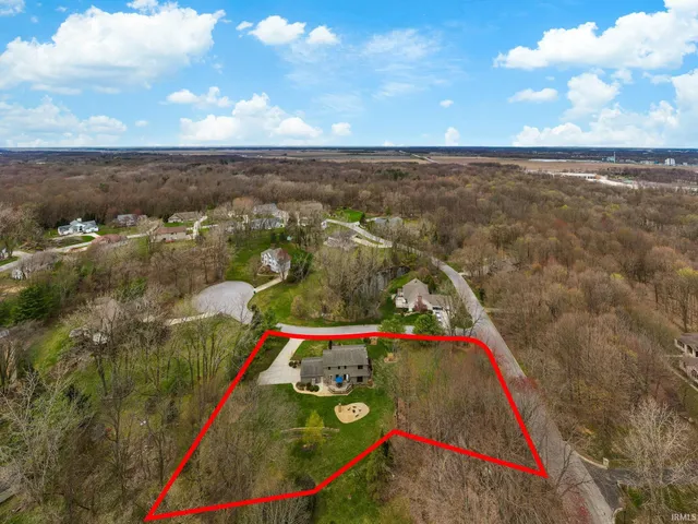 $484,900 | 59180 Deer Run Court, South Bend, IN 46614