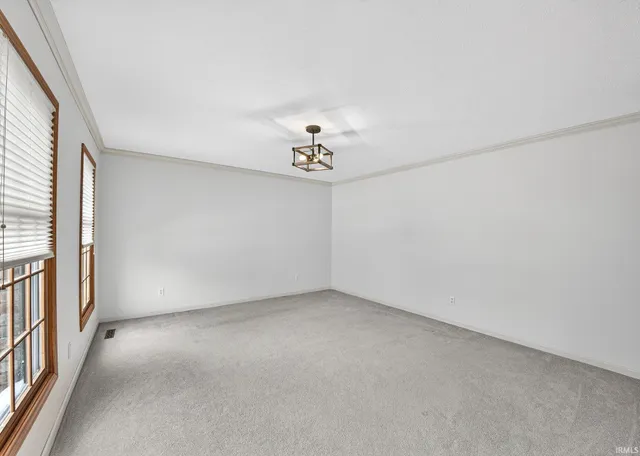 $484,900 | 59180 Deer Run Court, South Bend, IN 46614