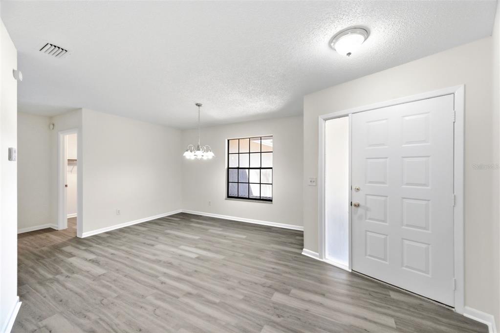 727 Isleton Drive Brandon, FL 33511 - Photo 7 of 41