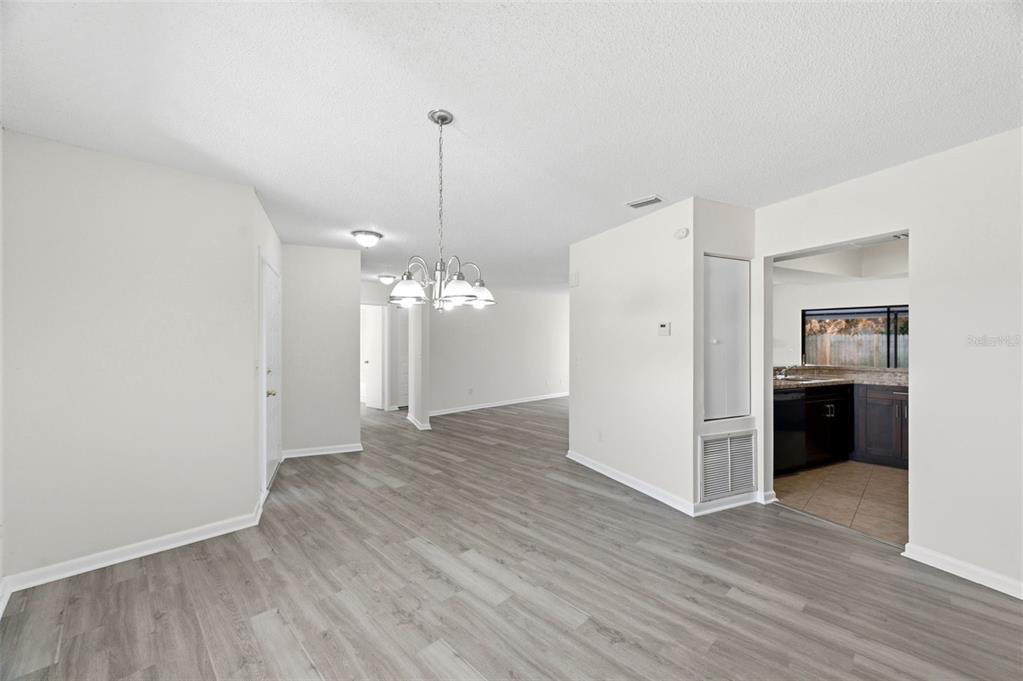 727 Isleton Drive Brandon, FL 33511 - Photo 9 of 41