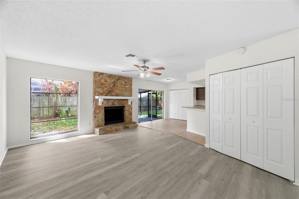 727 Isleton Drive Brandon, FL 33511 - Photo 10 of 41