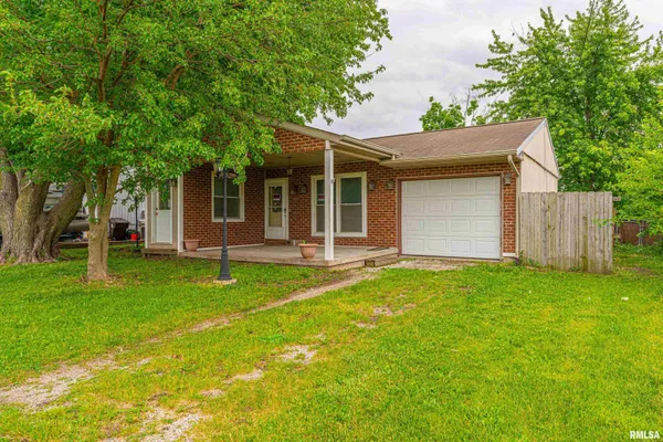 $145,000 | 1213 Short 11th Street, Lincoln, IL 62656