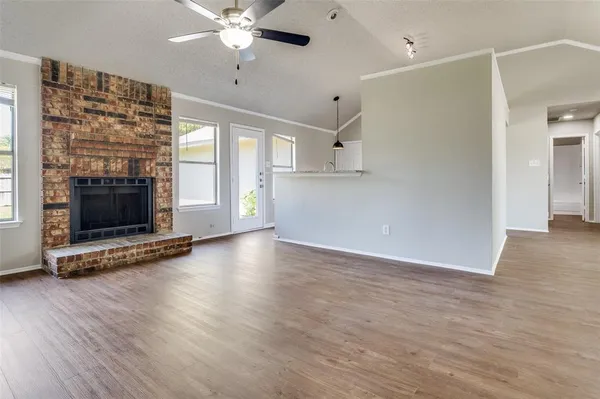 $1,725 | 1113 Harvest Hill Lane, Lancaster, TX 75146