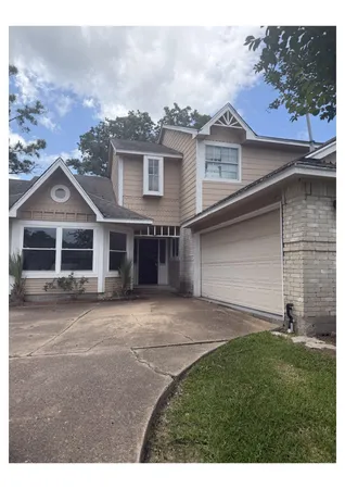 $199,900 | 12747 Ashford Knoll Drive, Houston, TX 77082