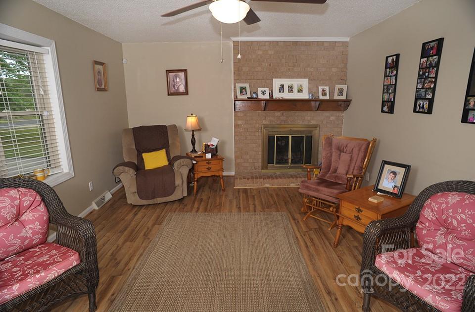 455 Log Barn Road Salisbury, NC 28146 - Photo 3 of 20 Gallery Image 3