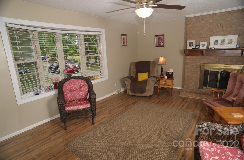455 Log Barn Road Salisbury, NC 28146 - Photo 4 of 20 Gallery Image 4