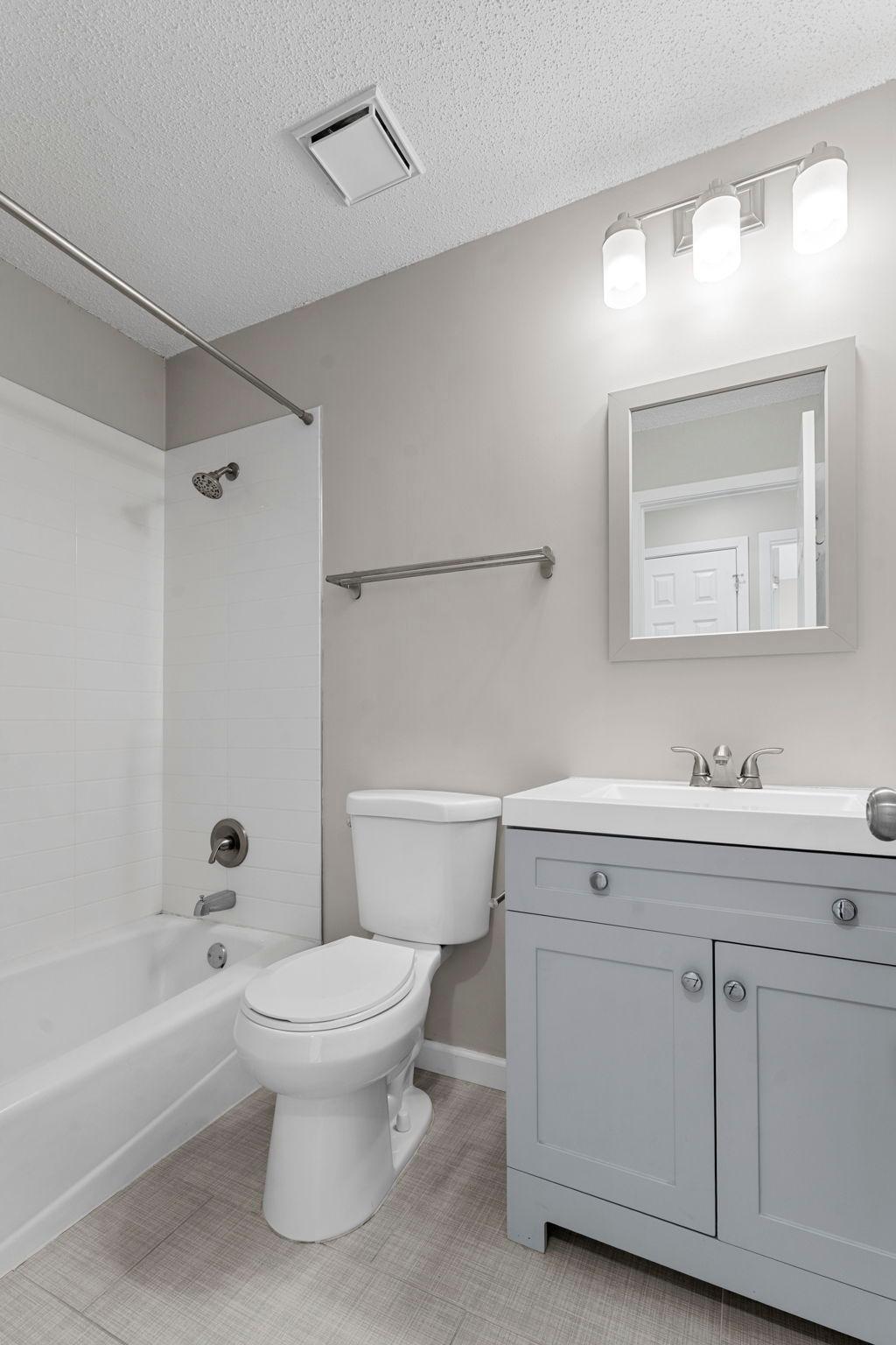 14510 Wellington Road Minnetonka, MN 55391 - Photo 23 of 70