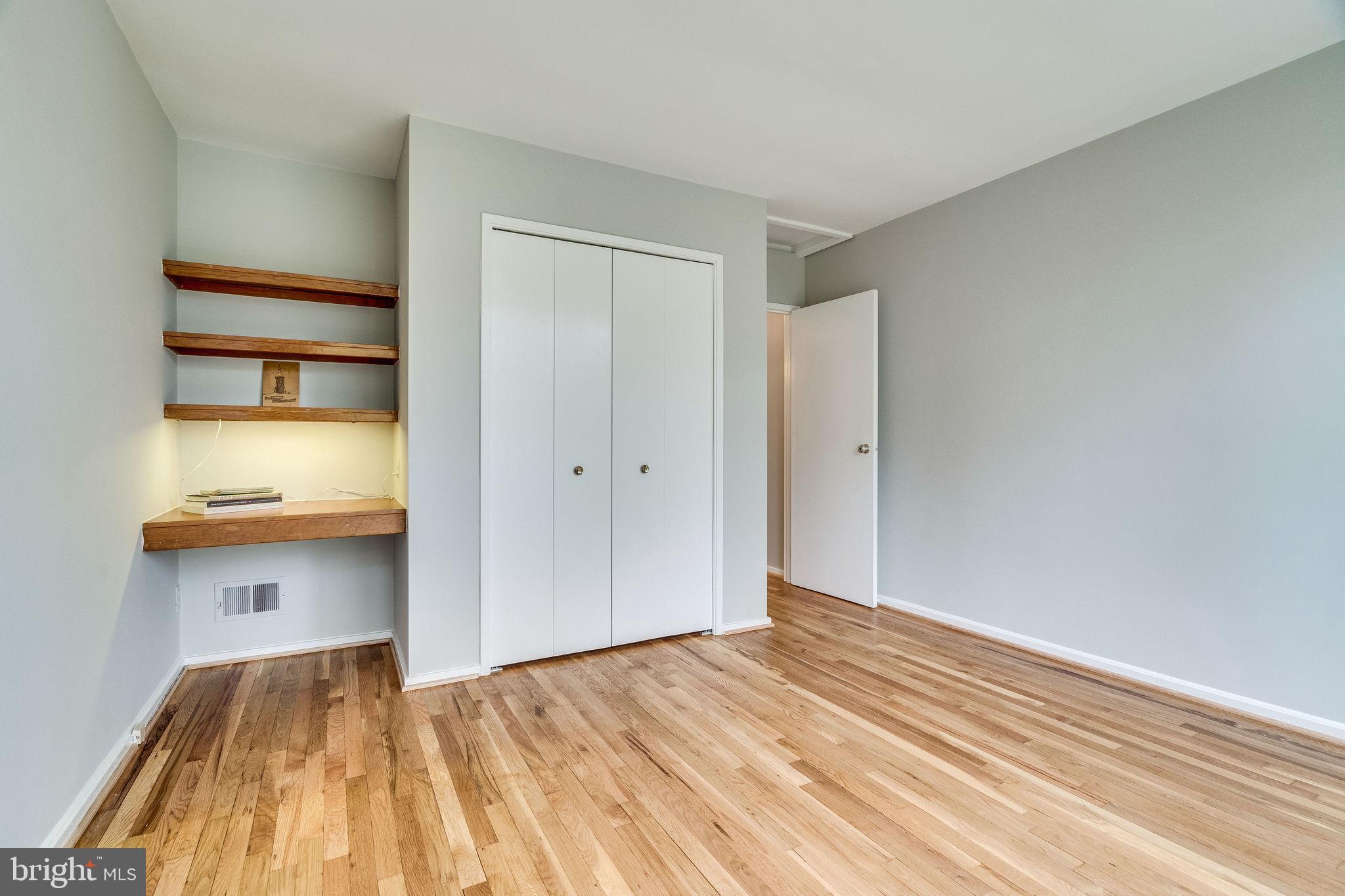 1907 Marthas Road Alexandria, VA 22307 - Photo 15 of 35 Third main level bedroom with built-in desk