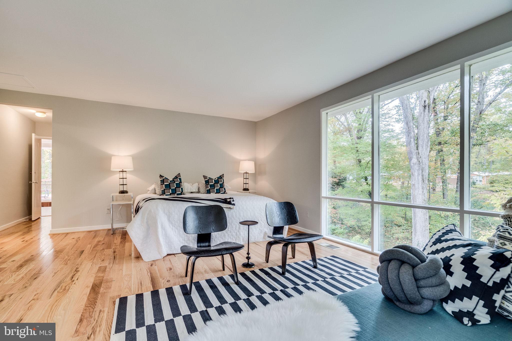 1907 Marthas Road Alexandria, VA 22307 - Photo 9 of 35 Treetop views and ample space