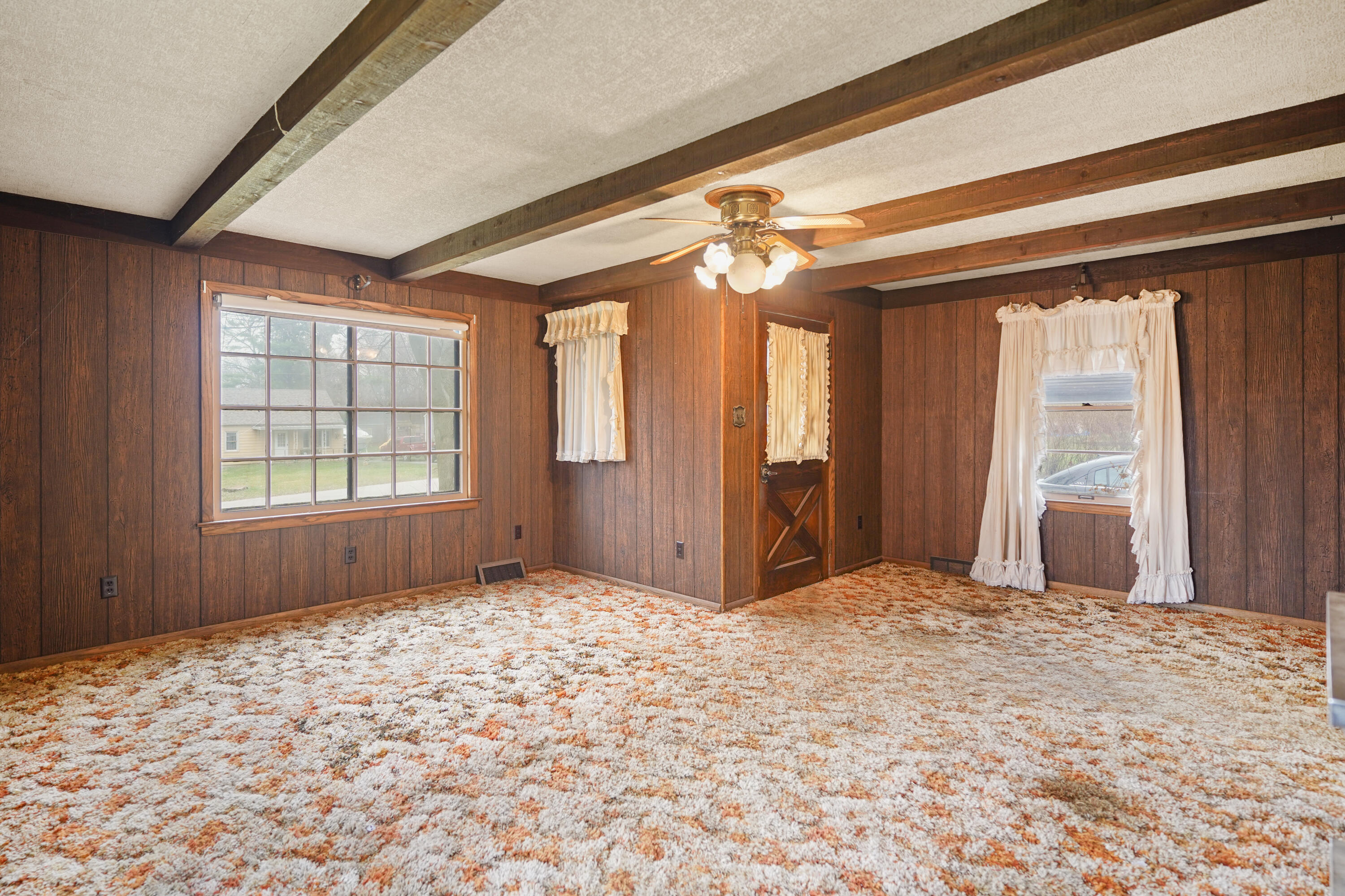 2844 Cozy Acre Road Mount Pleasant, WI 53406 - Photo 17 of 34 Front entry