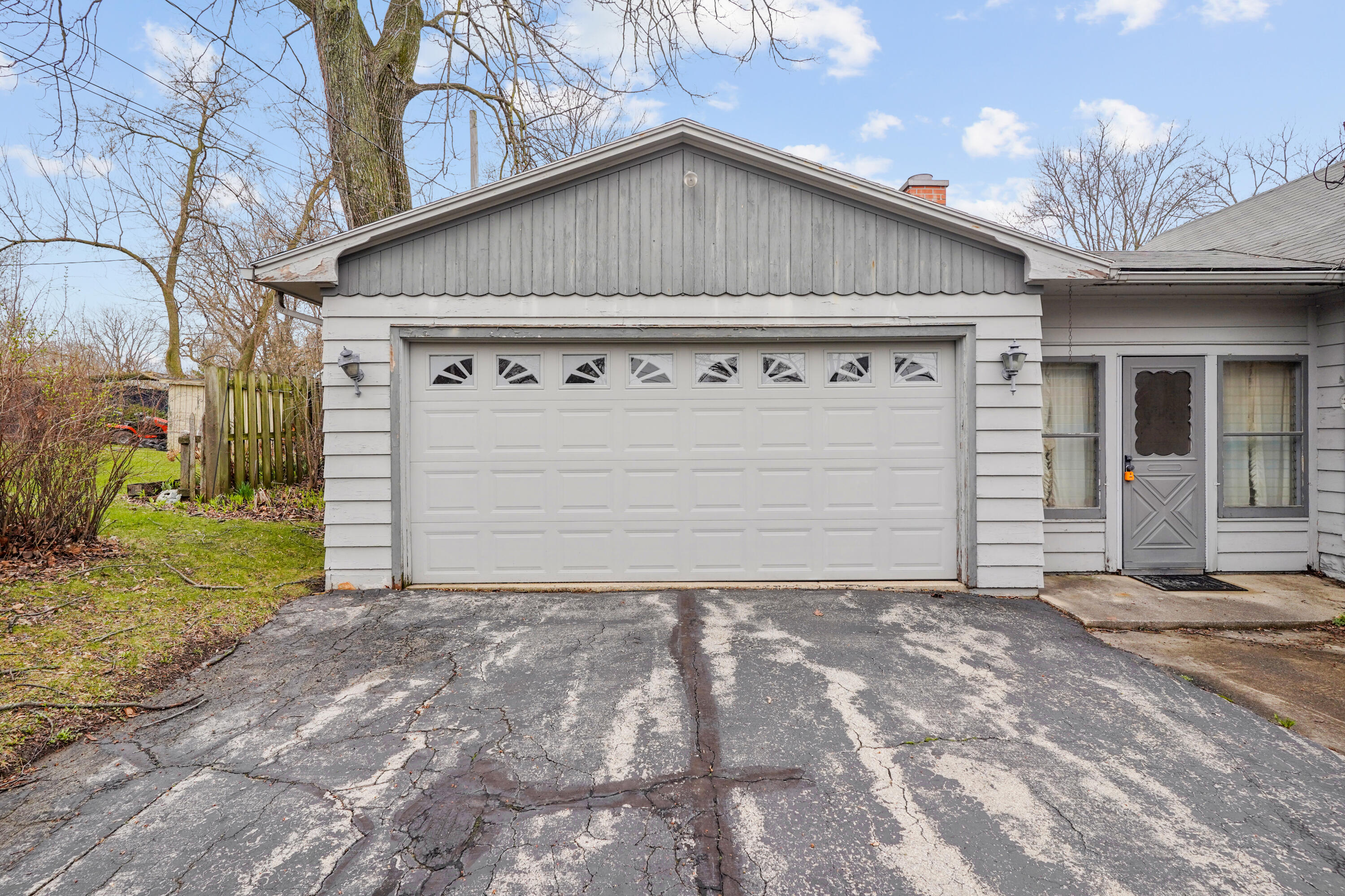 2844 Cozy Acre Road Mount Pleasant, WI 53406 - Photo 25 of 34 2 Car Garage