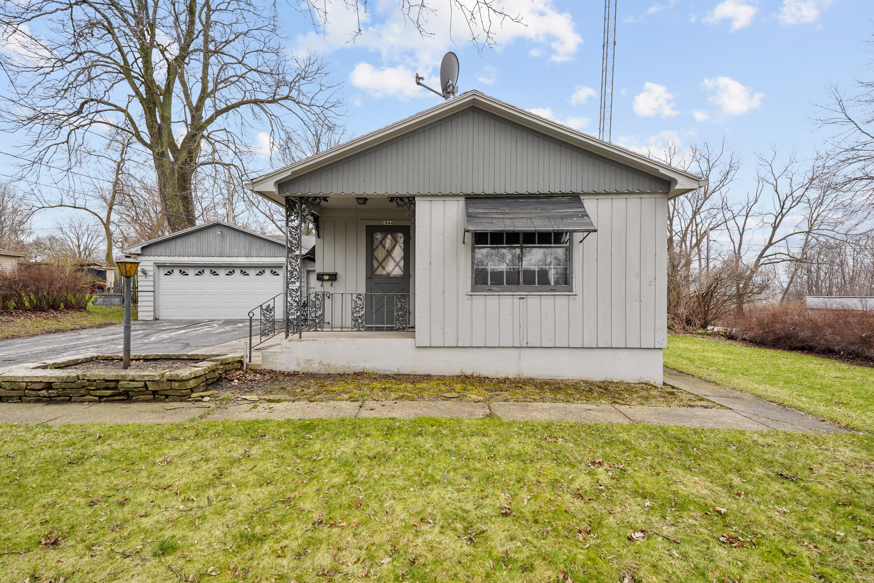 2844 Cozy Acre Road Mount Pleasant, WI 53406 - Photo 2 of 34 Front