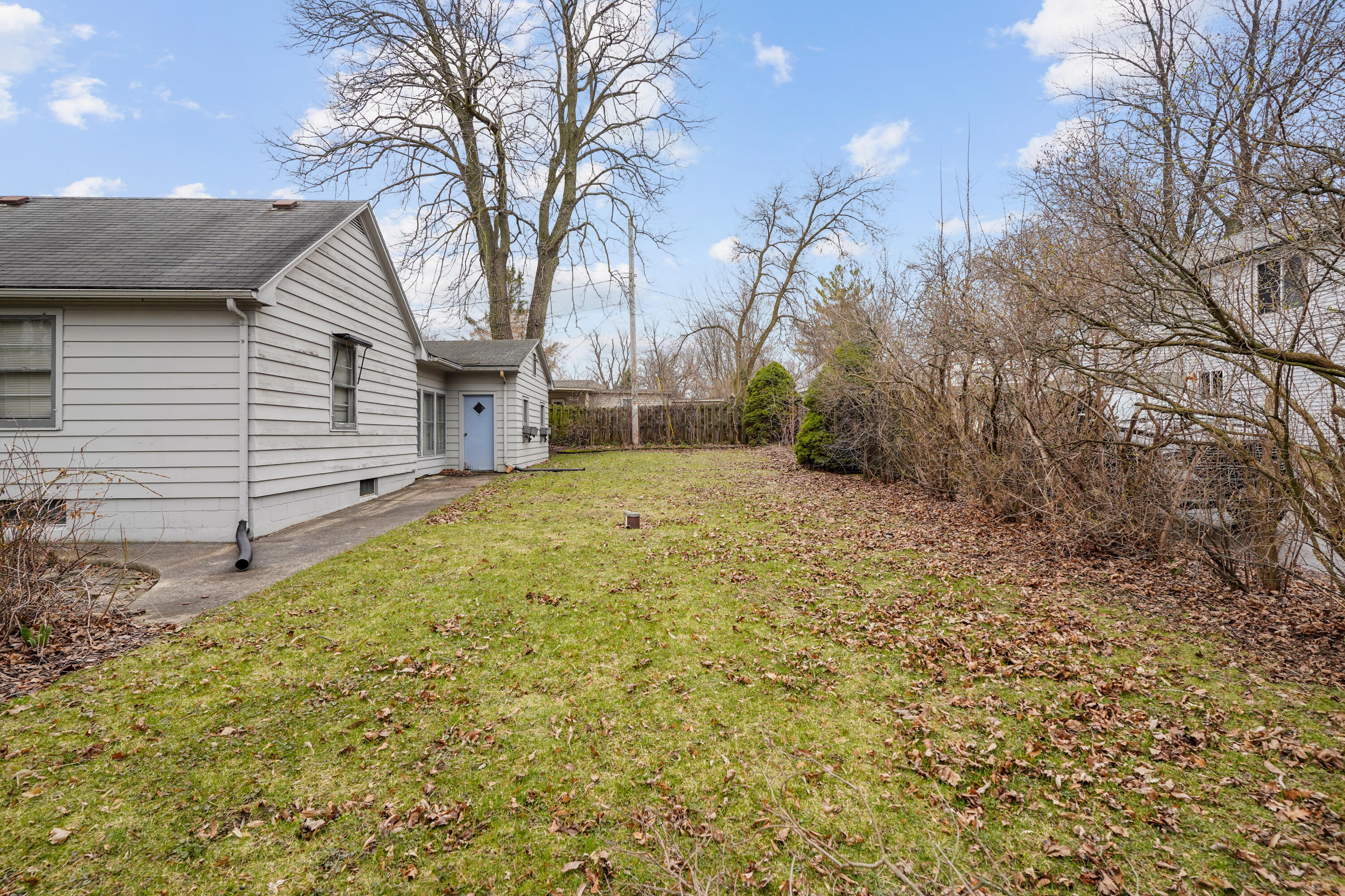 2844 Cozy Acre Road Mount Pleasant, WI 53406 - Photo 30 of 34 Side Yard