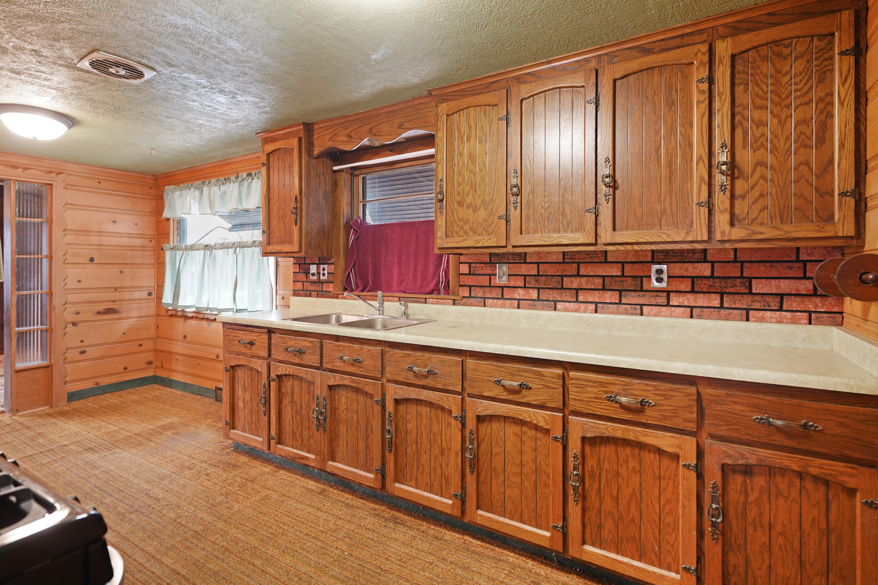 2844 Cozy Acre Road Mount Pleasant, WI 53406 - Photo 3 of 34 Kitchen