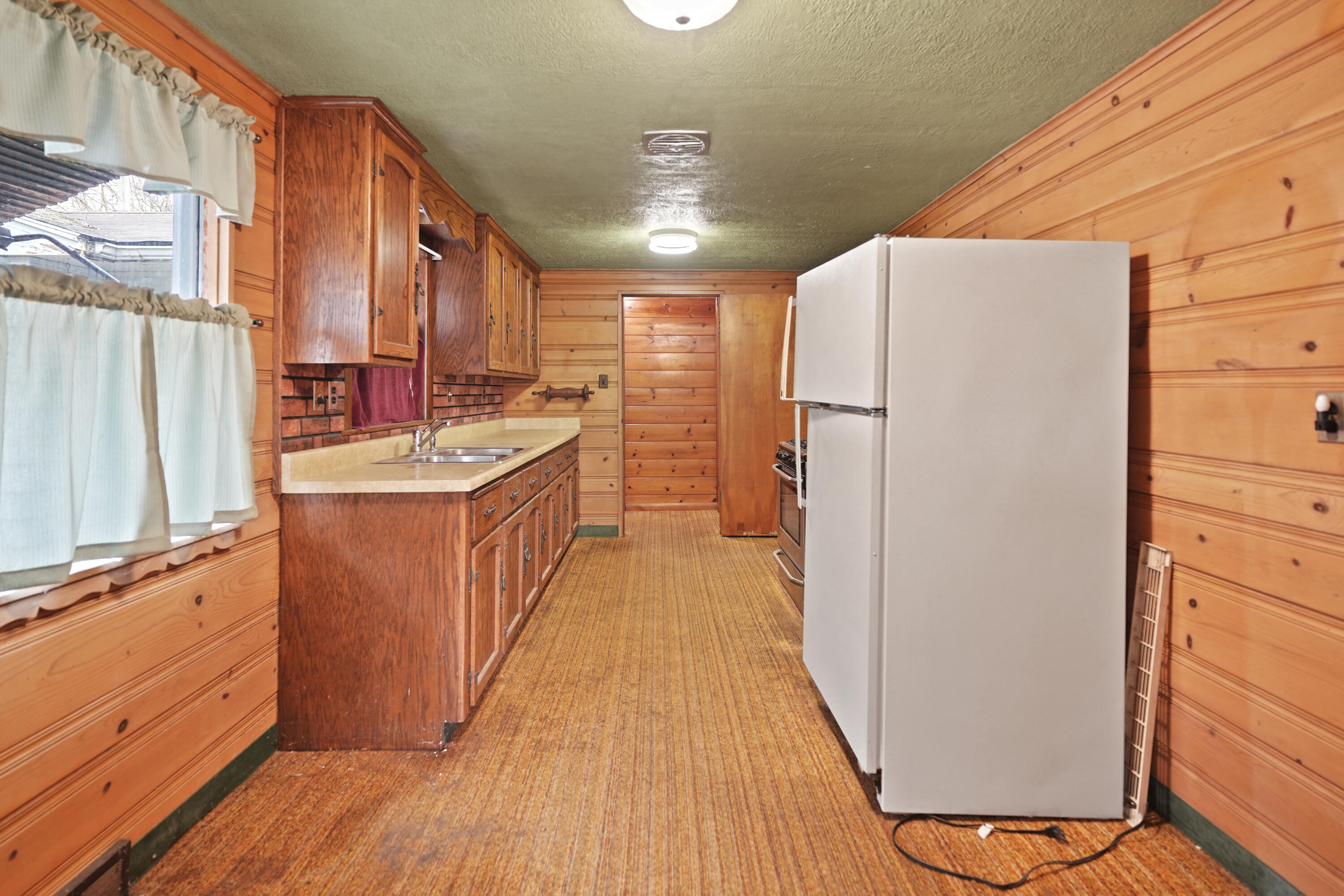 2844 Cozy Acre Road Mount Pleasant, WI 53406 - Photo 6 of 34 Dining Room