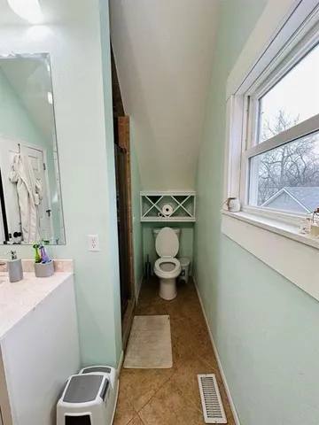 $184,000 | 310 East Park Street, Yates Center, KS 66783