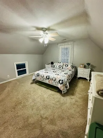 $184,000 | 310 East Park Street, Yates Center, KS 66783