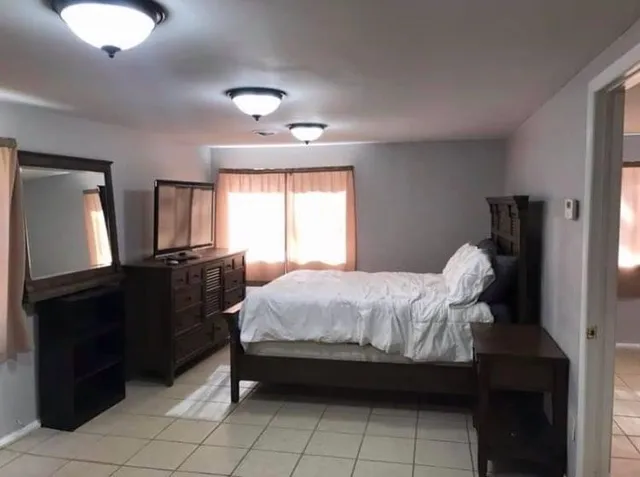 $184,000 | 310 East Park Street, Yates Center, KS 66783