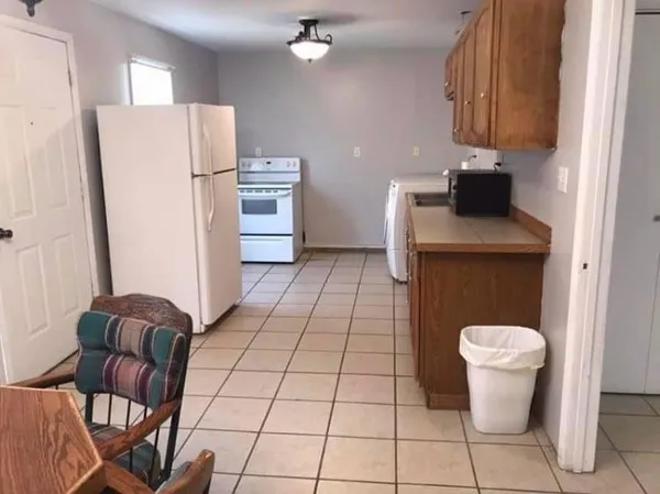 $180,000 | 310 East Park Street, Yates Center, KS 66783