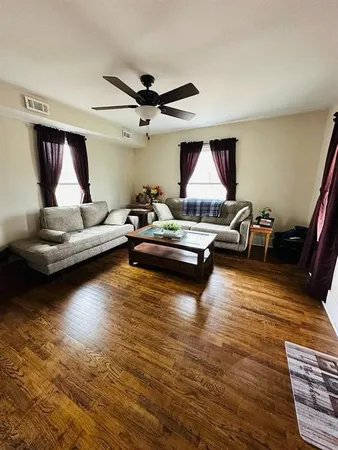 $180,000 | 310 East Park Street, Yates Center, KS 66783