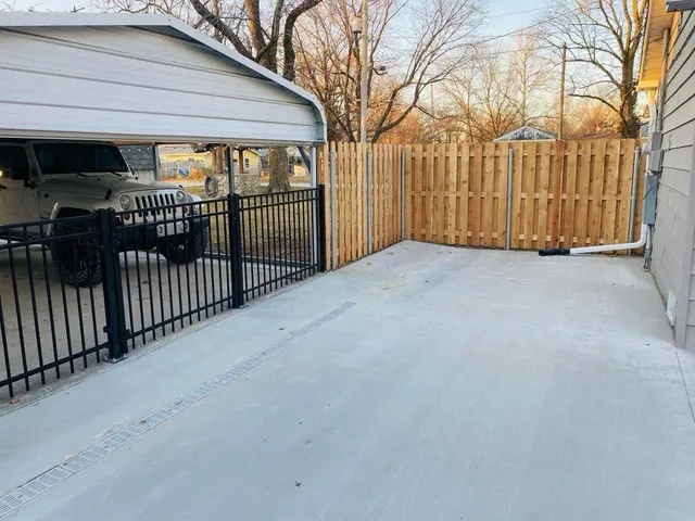 $184,000 | 310 East Park Street, Yates Center, KS 66783