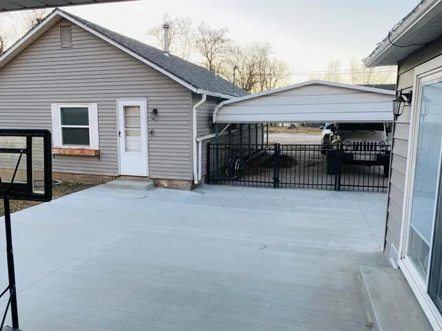 $184,000 | 310 East Park Street, Yates Center, KS 66783