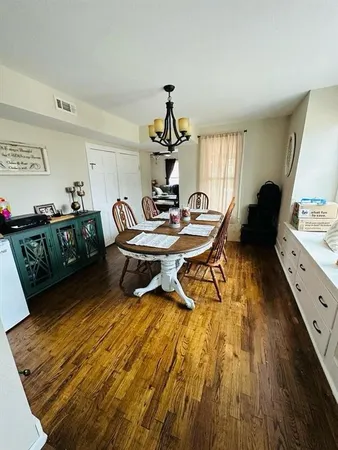 $180,000 | 310 East Park Street, Yates Center, KS 66783