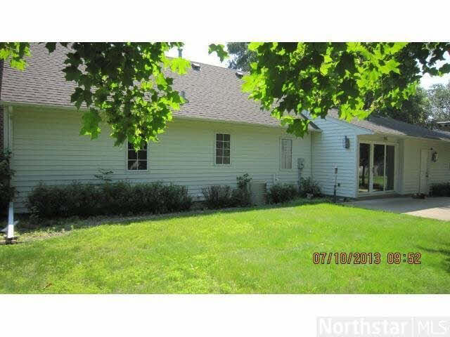 406 19th Street Southwest Austin, MN 55912 - Photo 5 of 13 Gallery Image 5