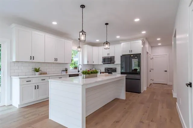 $925,000 | 77 White Rock Hill Road, Bow, NH 03304