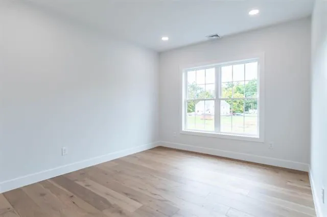 $925,000 | 77 White Rock Hill Road, Bow, NH 03304