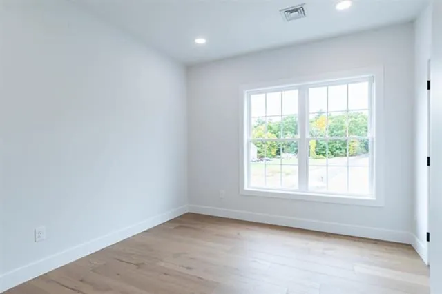 $925,000 | 77 White Rock Hill Road, Bow, NH 03304