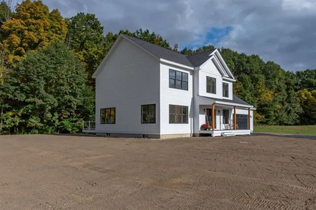$925,000 | 77 White Rock Hill Road, Bow, NH 03304