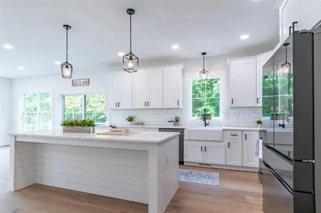 $925,000 | 77 White Rock Hill Road, Bow, NH 03304