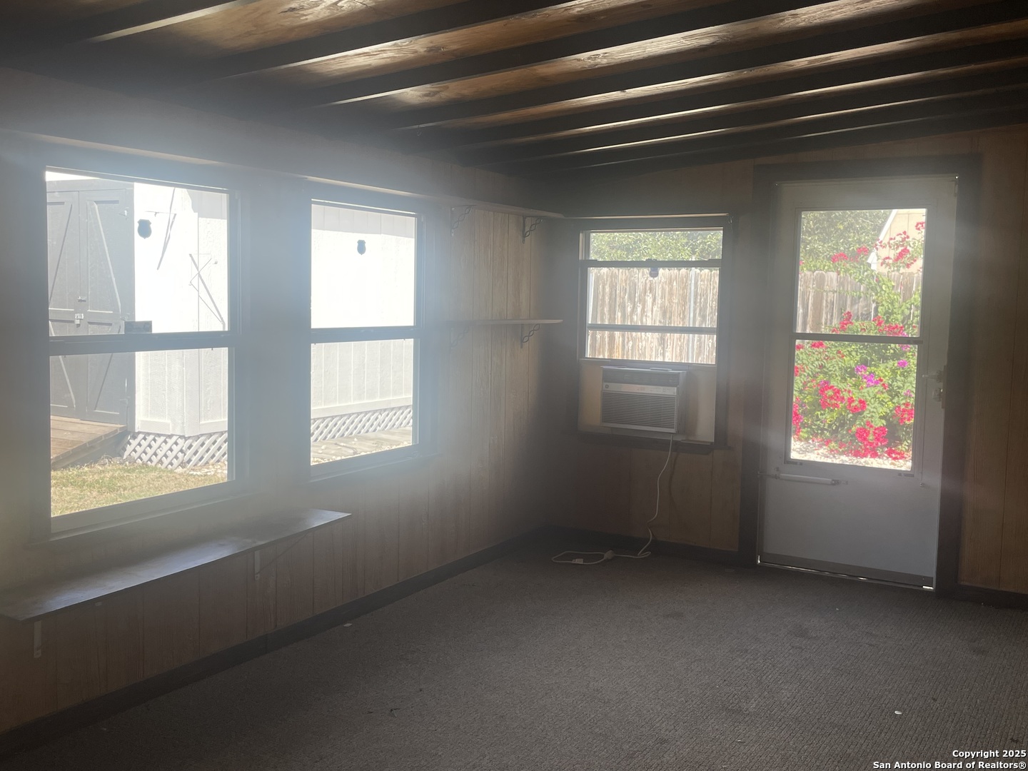 9411 Wahada Avenue San Antonio, TX 78217 - Photo 15 of 49 an empty room with windows