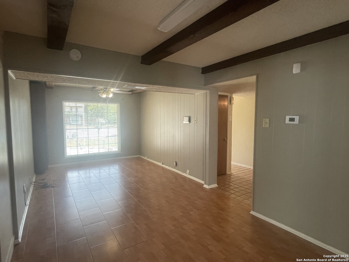 9411 Wahada Avenue San Antonio, TX 78217 - Photo 10 of 49 a view of an empty room and window