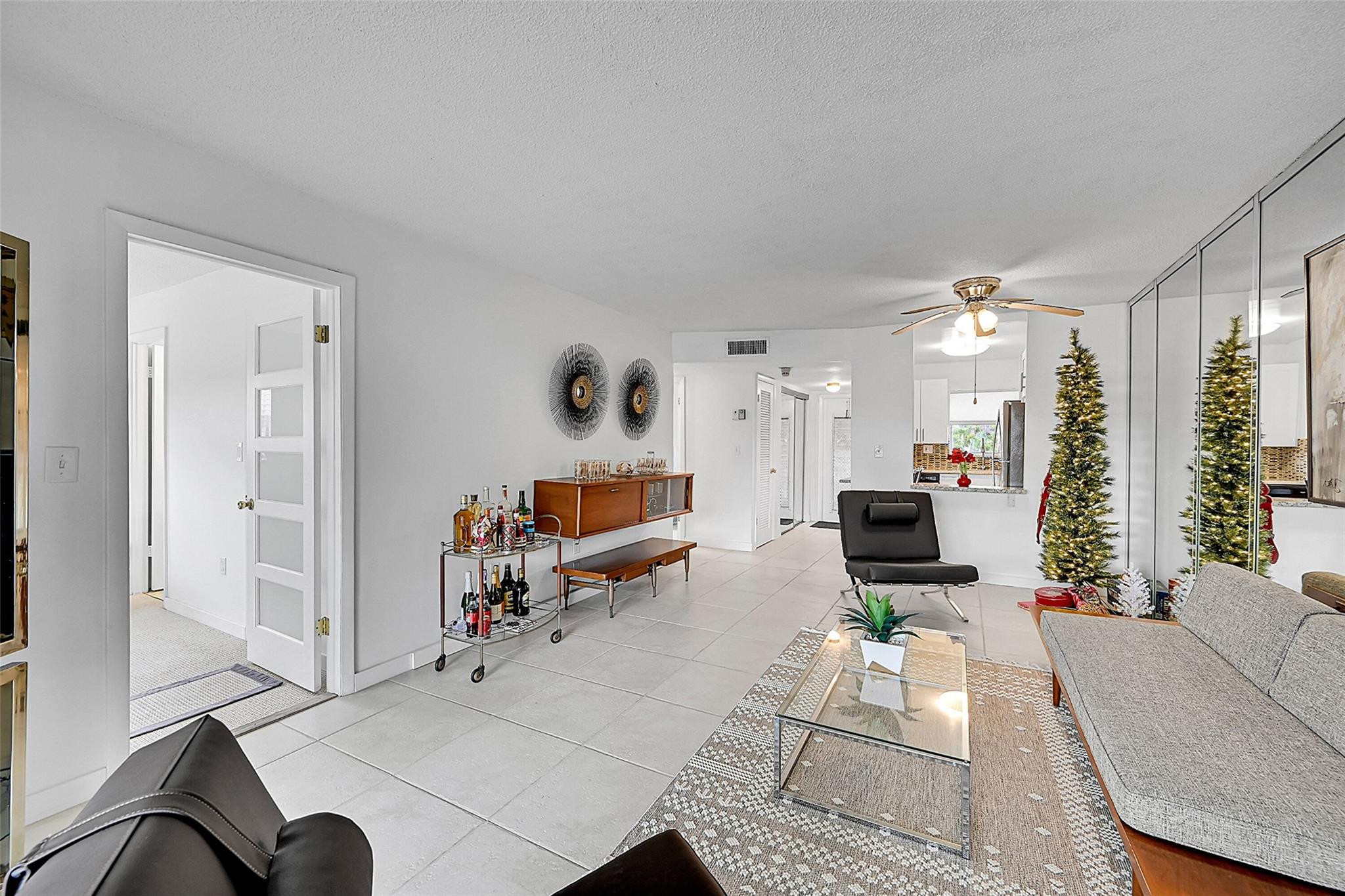 2780 North Pine Island Road, Unit 312 Sunrise, FL 33322 - Photo 4 of 28 Photo 4