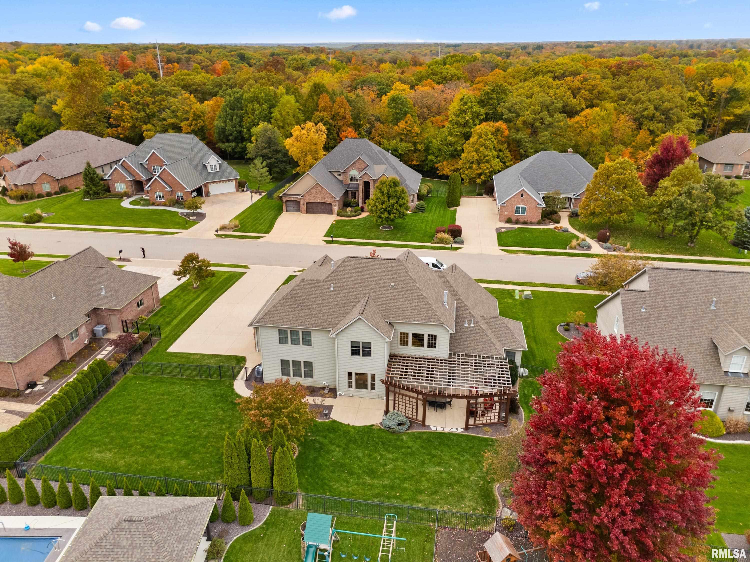 71 Sapphire Point Morton, IL 61550 - Photo 4 of 6