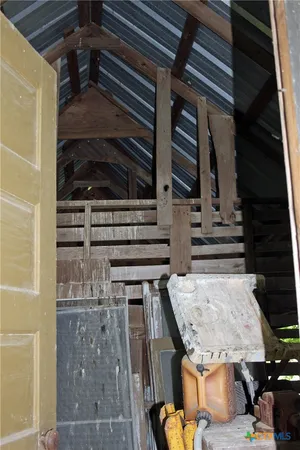 $220,000 | 7887 Pettytown Road, Red Rock, TX 78662