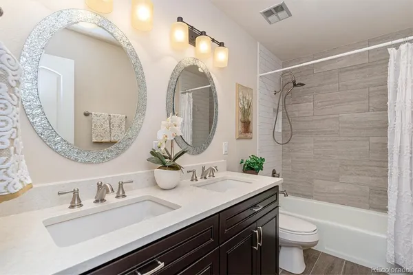 $2,600 | 4631 West Ponds Circle, Littleton, CO 80123