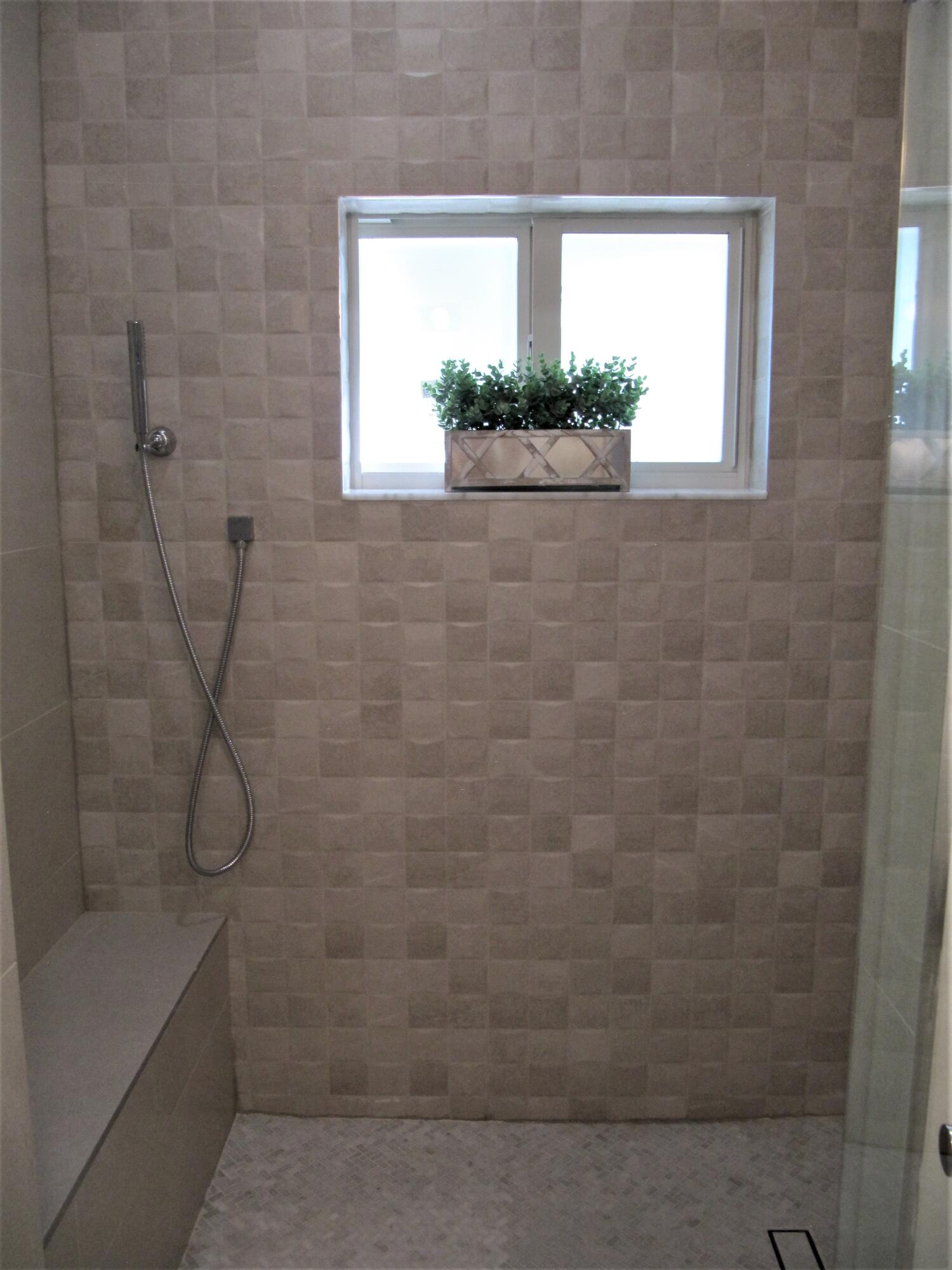441 4th Road Key Largo, FL 33037 - Photo 10 of 18 a bathroom with a shower