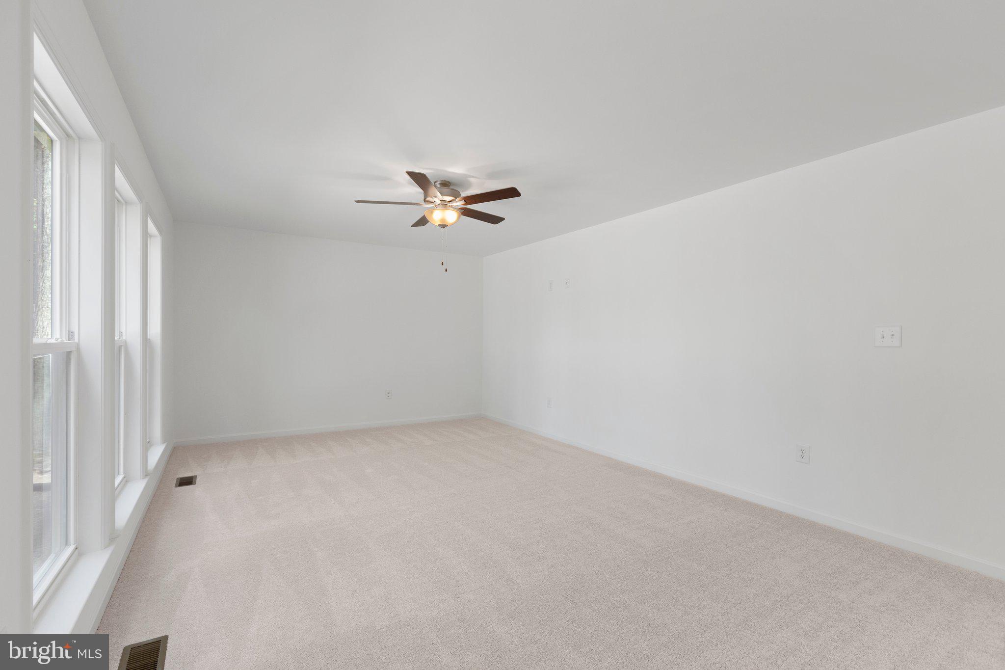 71 Laurel Lane Colonial Beach, VA 22443 - Photo 14 of 42