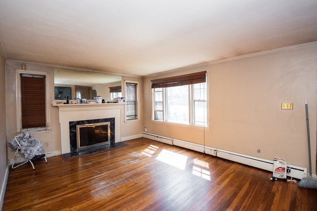 26 Longhill Road Lynn, MA 01904 - Photo 13 of 27 Gallery Image 13