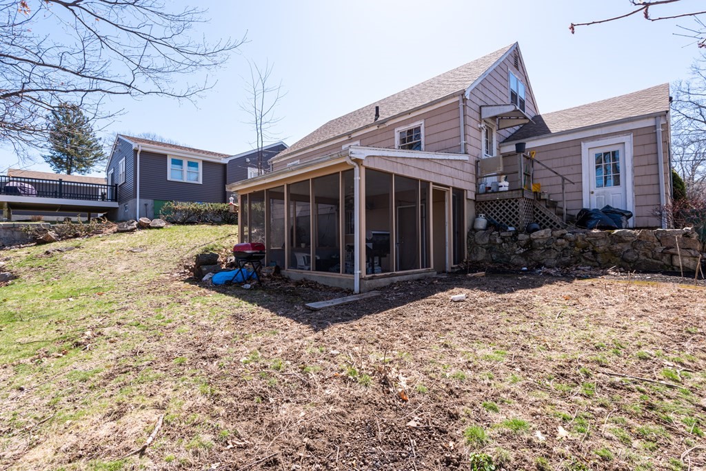 26 Longhill Road Lynn, MA 01904 - Photo 10 of 27 Gallery Image 10